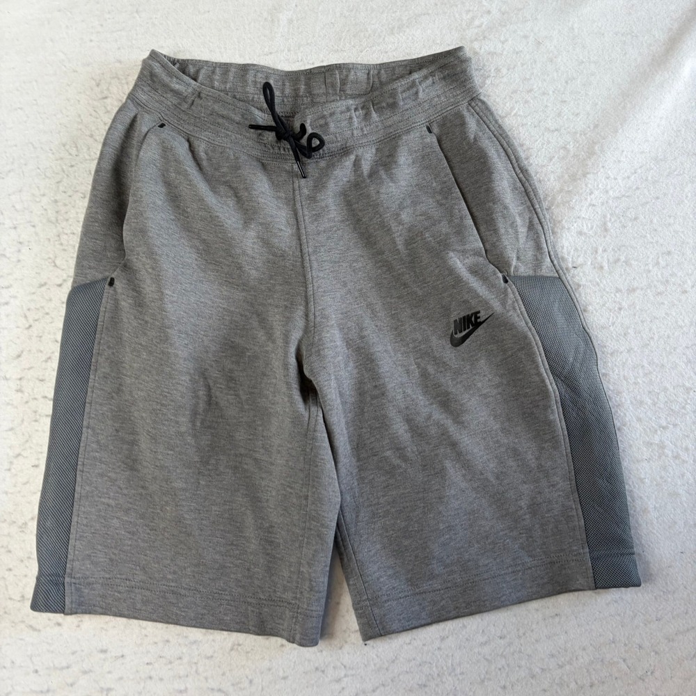 Nike Tech Fleece Shorts Mens Medium Gray Mesh Trim Drawstring Athletic